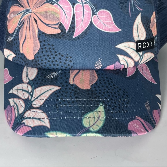 Roxy Girls' Honey Coconut Trucker Cap Blue & Pink Floral - Picture 3 of 8